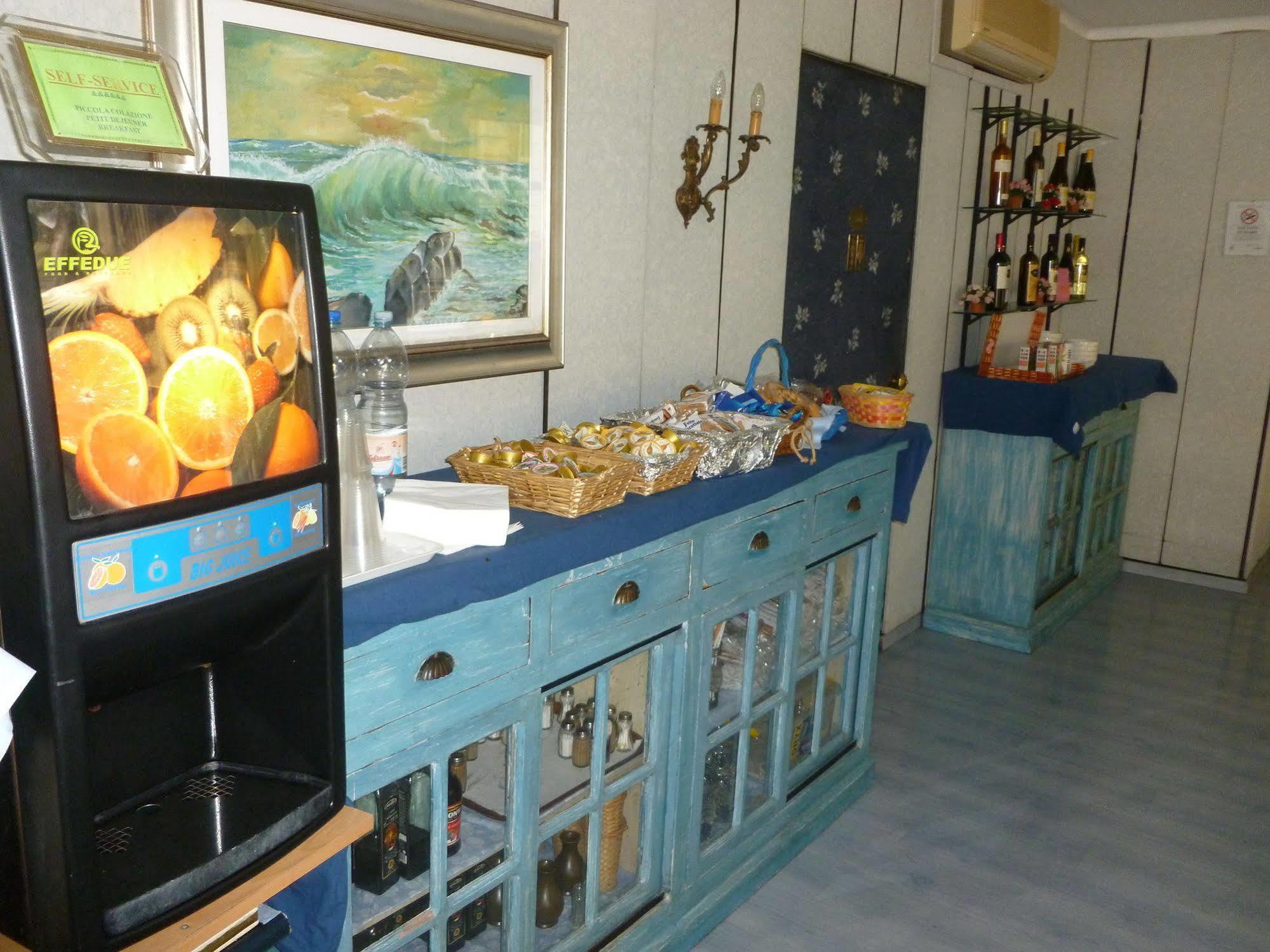 Hotel Belvedere Sanremo Bagian luar foto