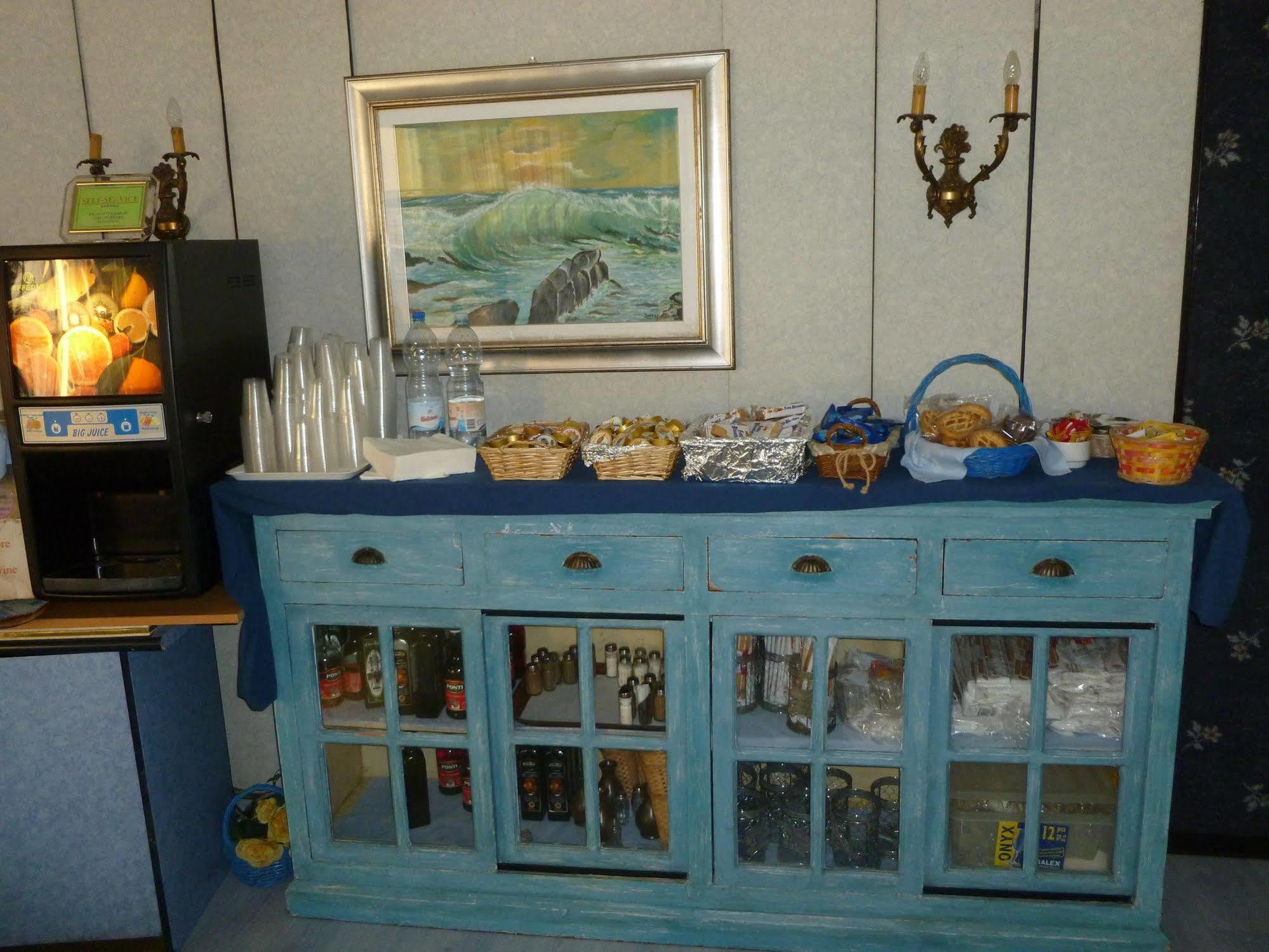 Hotel Belvedere Sanremo Bagian luar foto