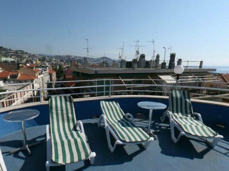Hotel Belvedere Sanremo Bagian luar foto